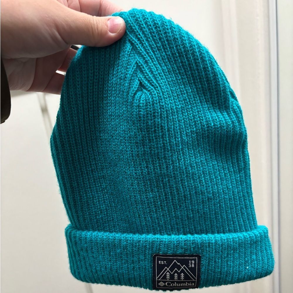 Columbia OS teal blue beanie